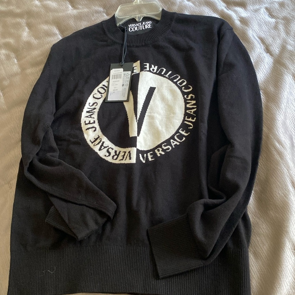 Versace Jeans Couture mens
Logo Cotton amp CashmereBlend
LongSleeve Sweater